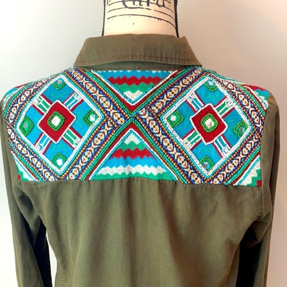 Zara Trafaluc Aztec Embroidered and Hand Beaded Button Up Shirt / Jacket - Picture 4 of 8